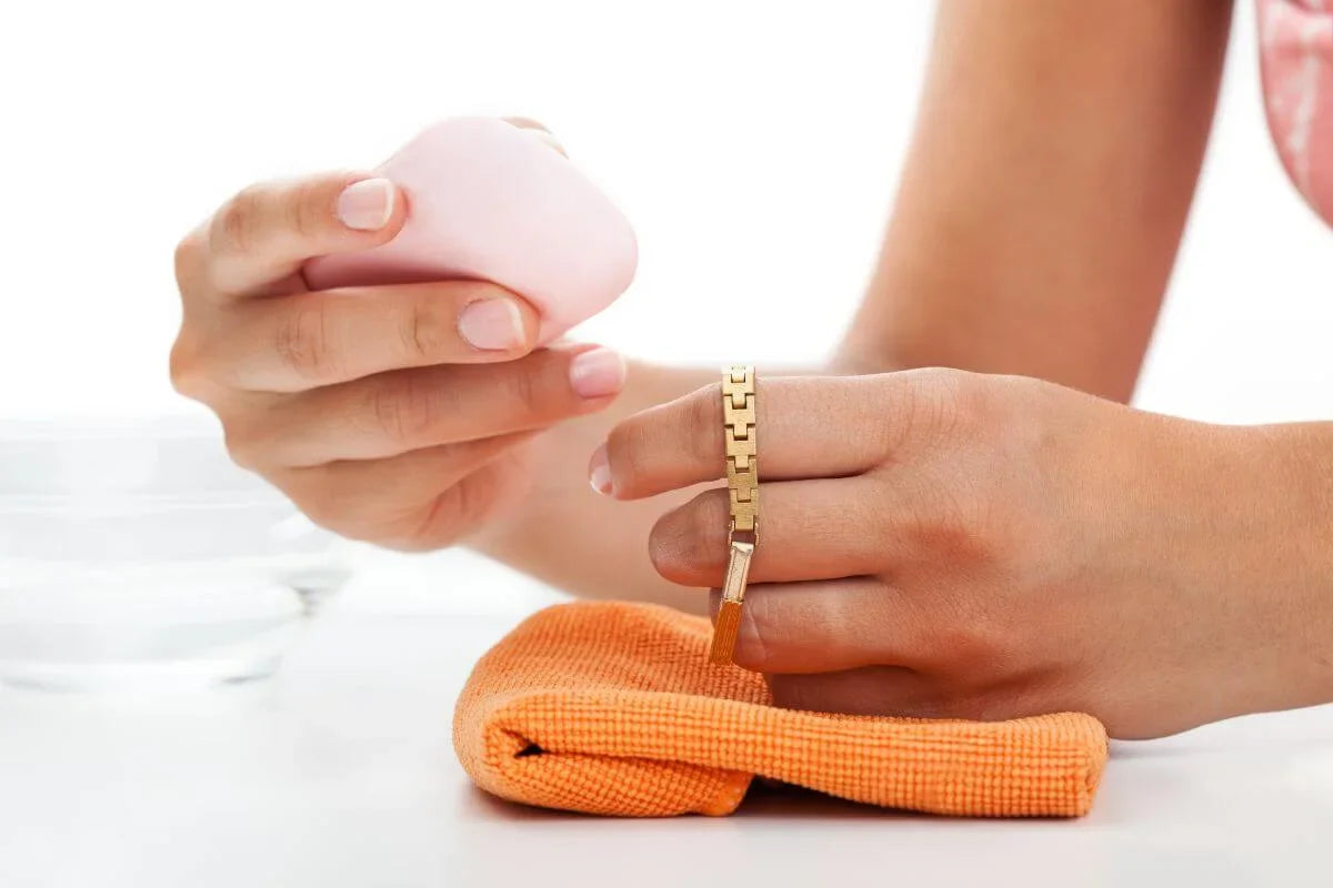 How to Clean a Silver Bracelet