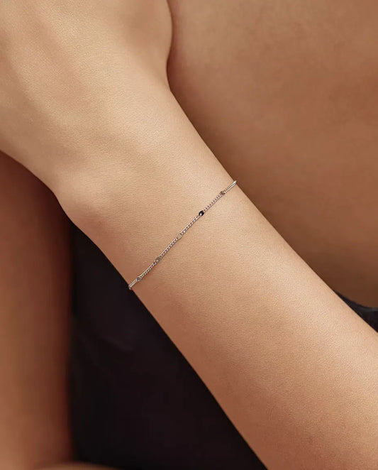 Sequin Chain Bracelet in 925 Sterling Silver - worn on the wrist