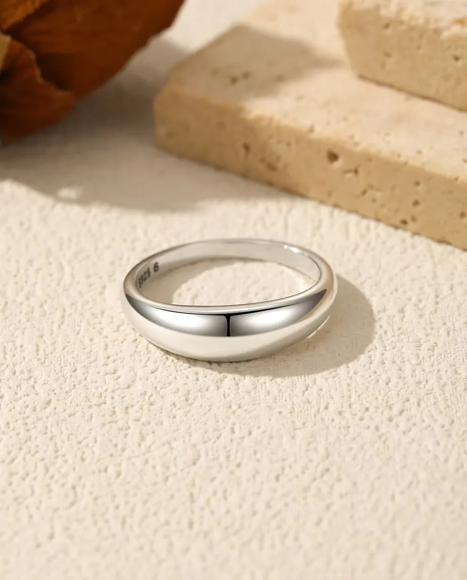 Polished dome band ring in 925 sterling silver