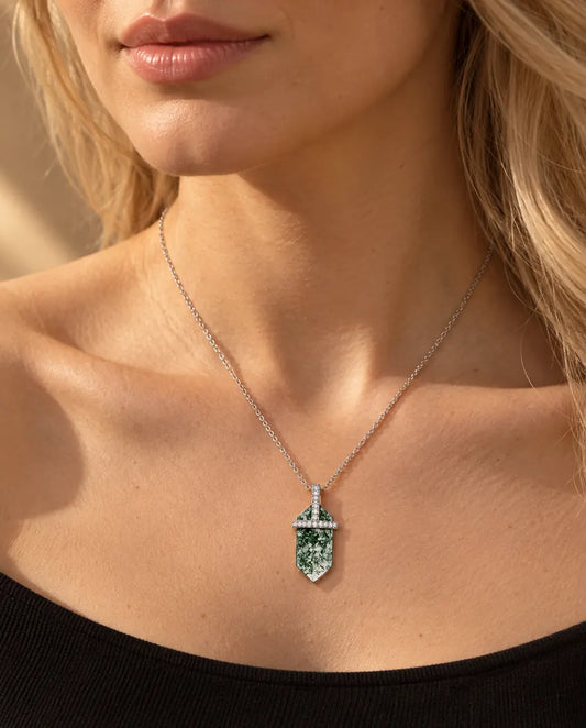 Moss Agate Hexagon Bar Necklace in 925 Sterling Silver - worn on a model, close-up at the collarbone