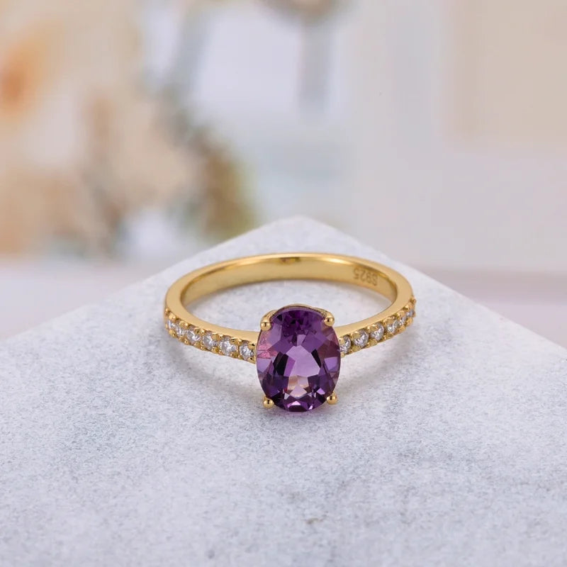 Natural Oval Cut Amethyst Ring with Moissanite