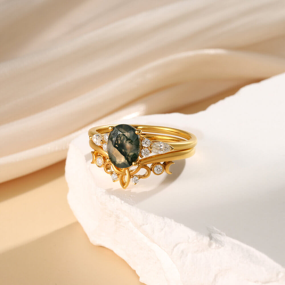 Oval Moss Agate Engagement Ring Set with Moissanite 18K Gold