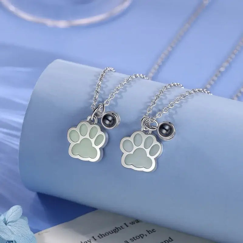 Paw Photo Projection Necklace with Black Night Fluorescent Effect | Necklace with Picture Inside