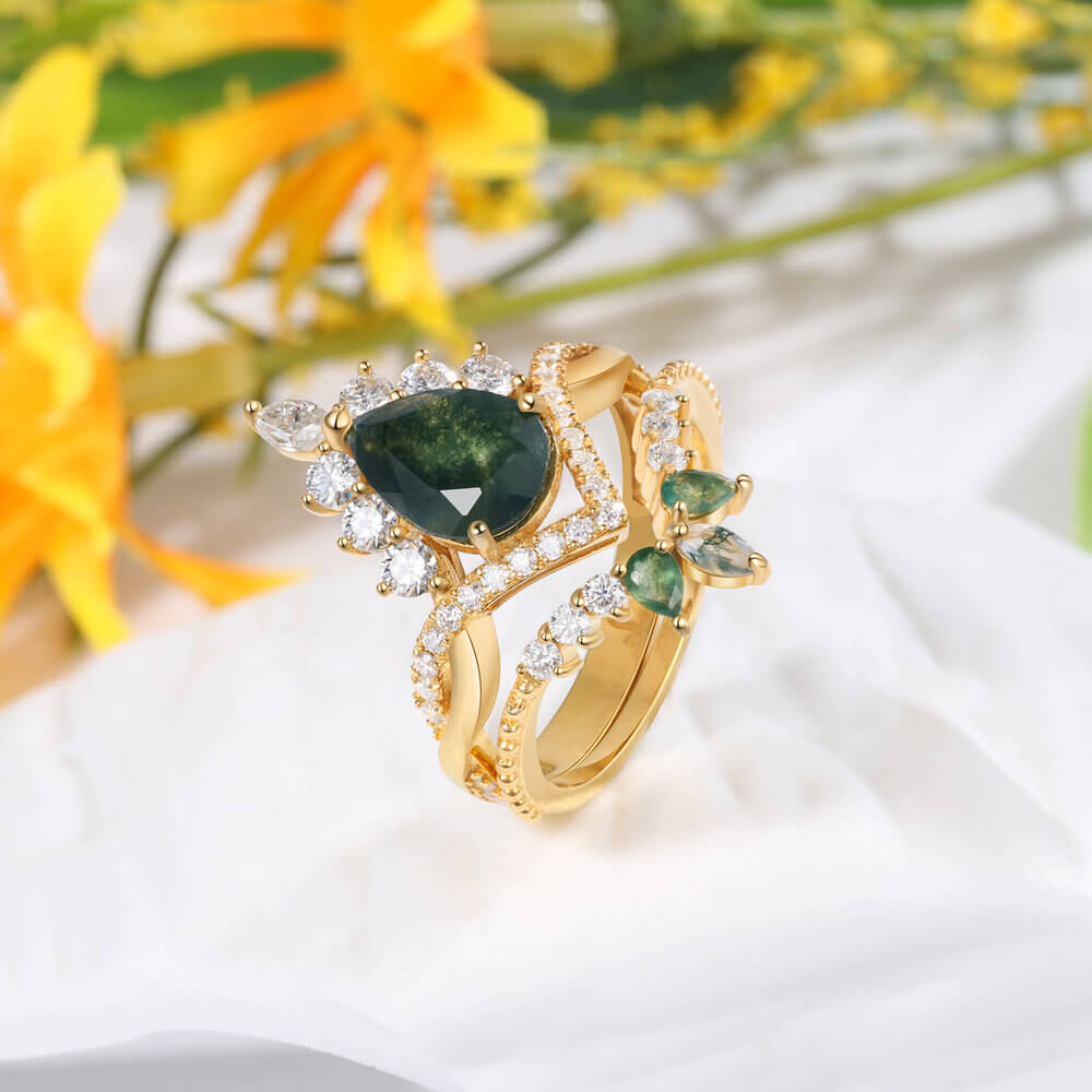 Pear Shaped Moss Agate Ring with Moissanite 18K Yellow Gold