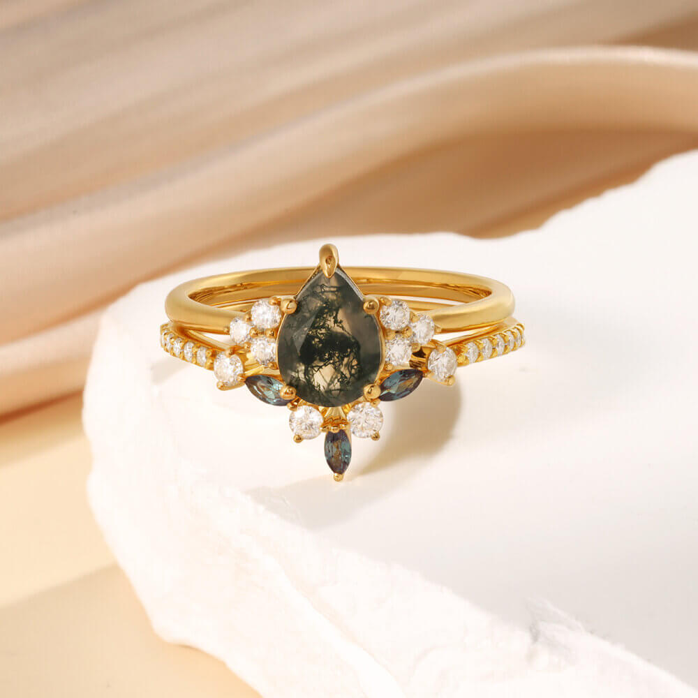 Vintage Pear Shaped Moss Agate Engagement Ring Set with Moissanite 18K Gold