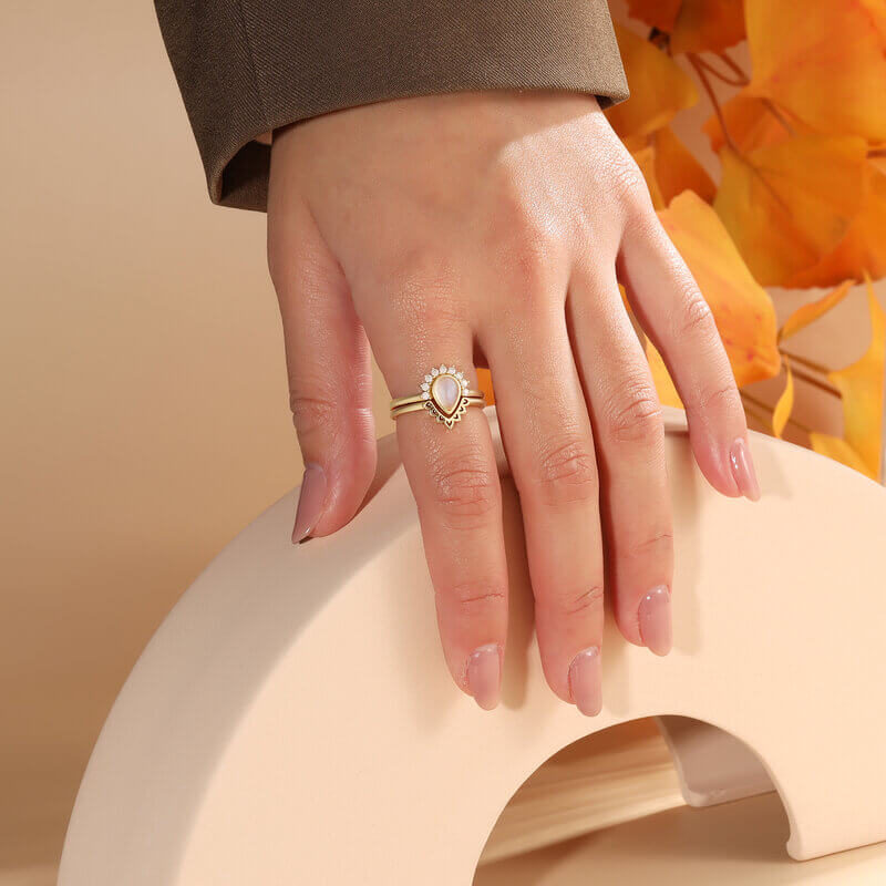 18K Gold Moonstone Ring Engagement Ring Set Pear Cut