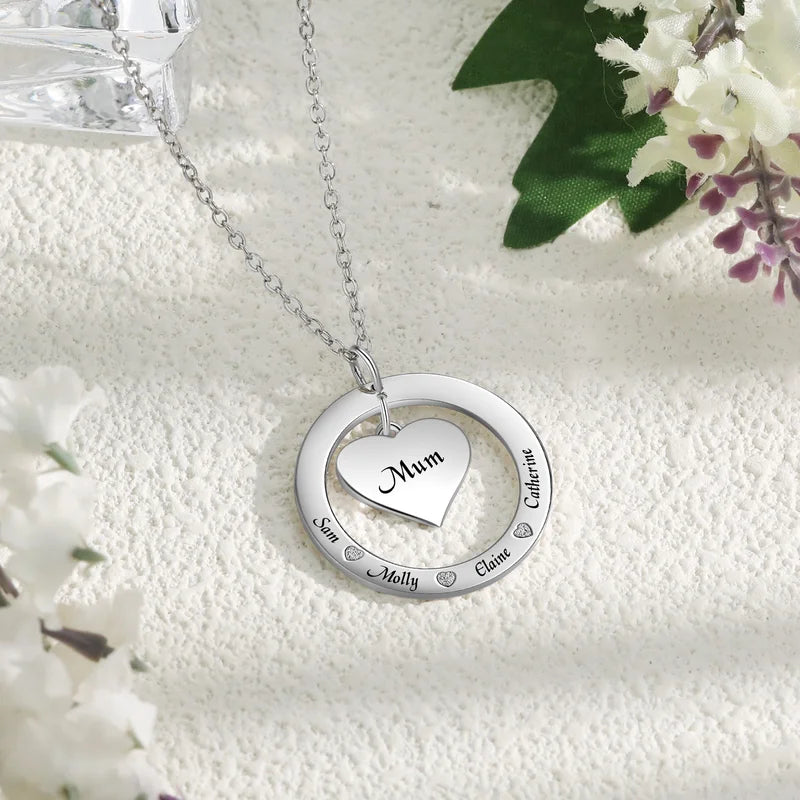 Personalised 2025 mum necklace