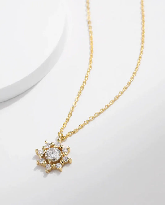 Gold Snowflake Moissanite Necklace – Star Halo Pendant in 925 Sterling Silver, 18K Gold Plated