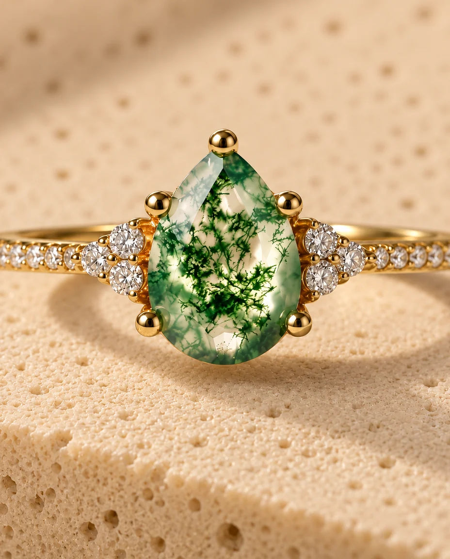 Pear Shaped Moss Agate Ring - close-up of the gemstone