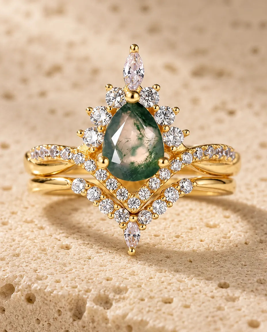 Vintage Pear Moss Agate Bridal Set - close-up of the ring set