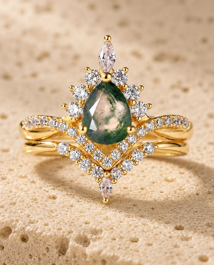 Vintage Pear Moss Agate Bridal Set - close-up of the ring set