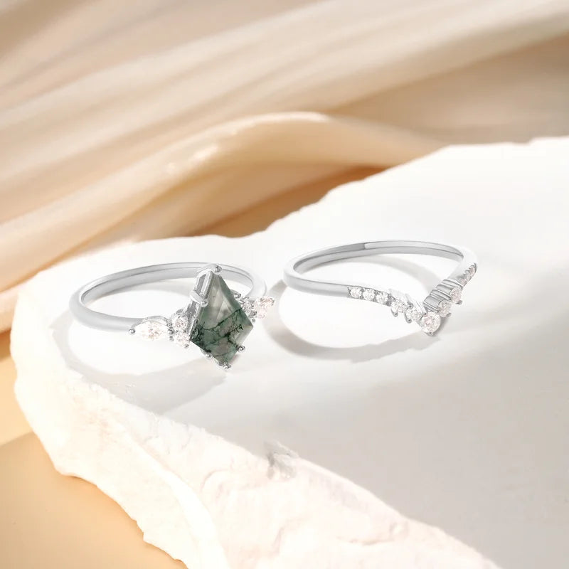 Kite Shaped Moss Agate Engagement Ring Set with Moissanite