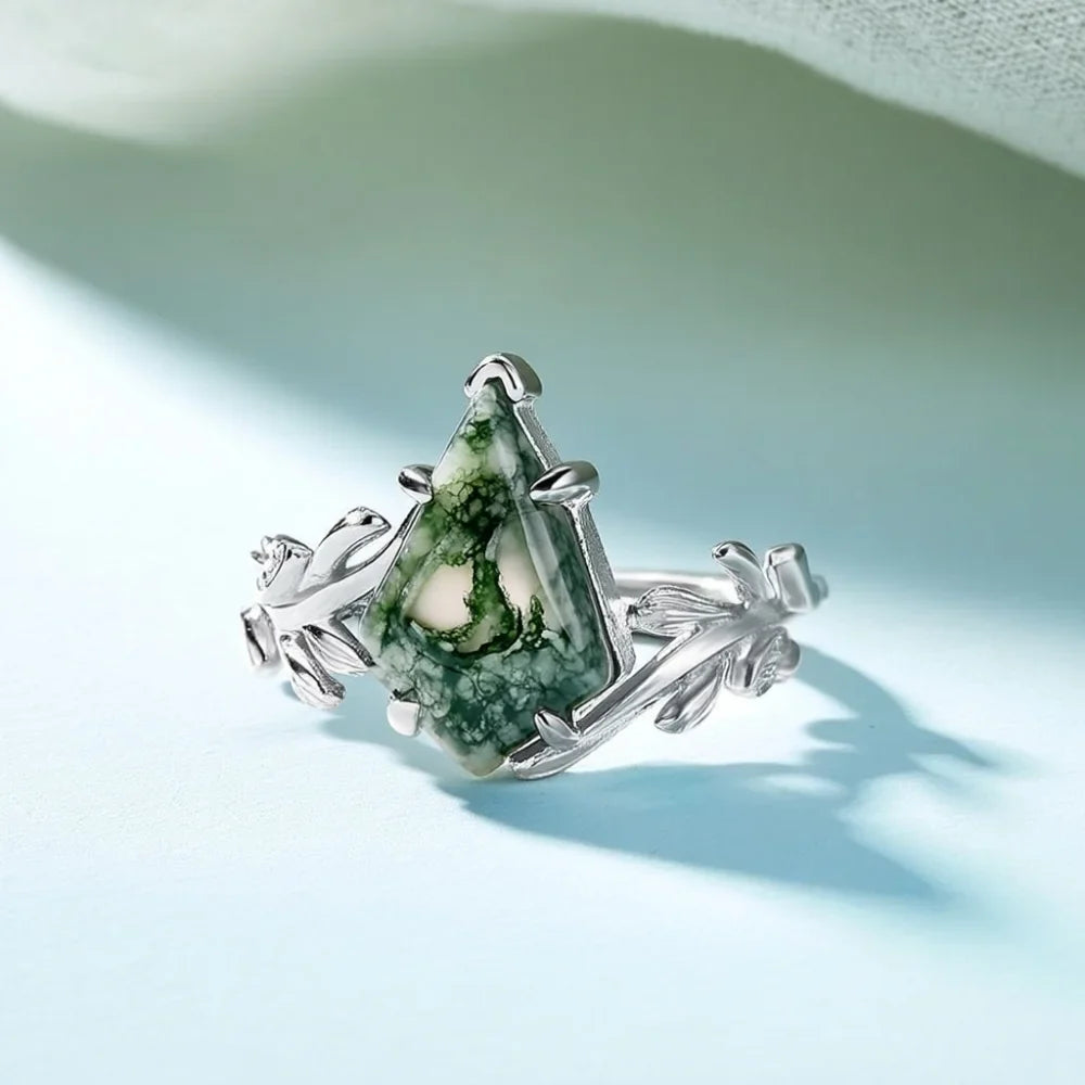 Kite Shaped Moss Agate Leaf Ring in Sterling Silver