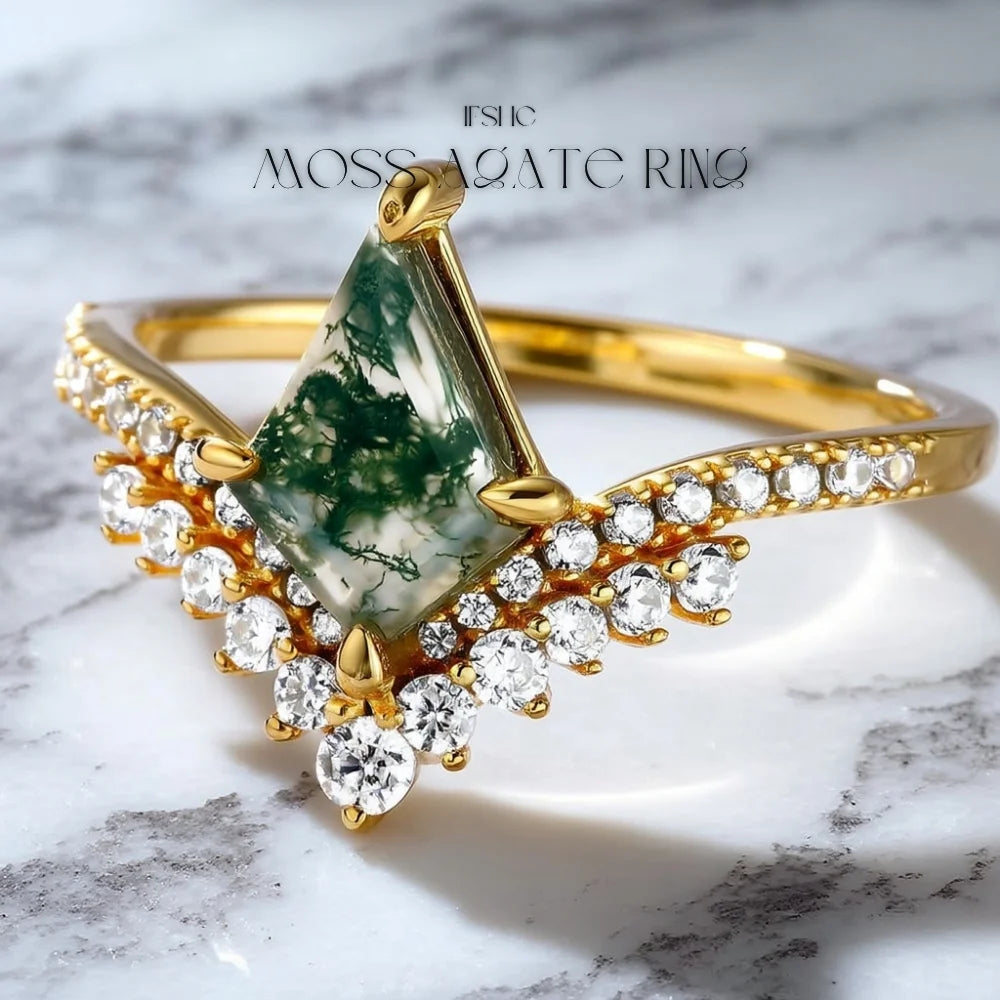 Kite Shaped Moss Agate Ring