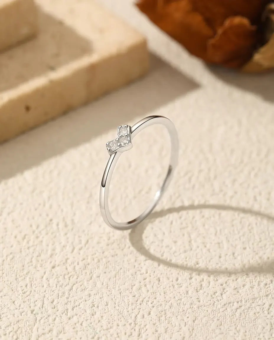 Moissanite V Ring
