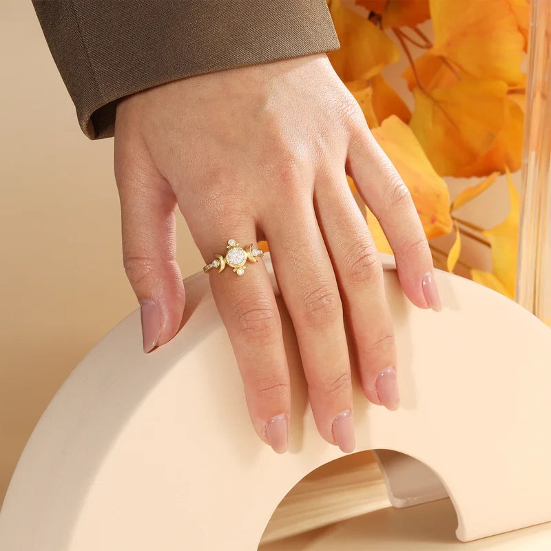 Moissanite Wedding Ring - Round Cut Moissanite Ring