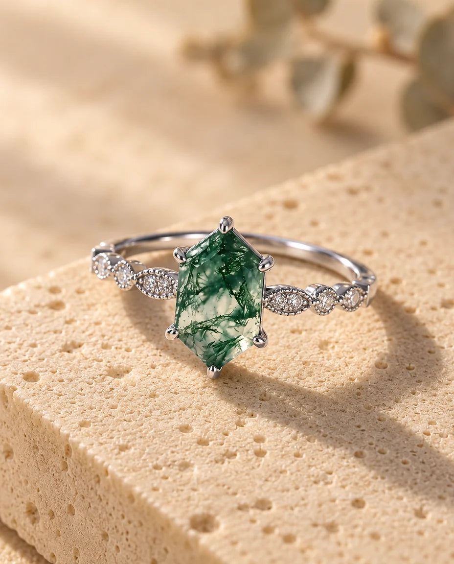 Moss Agate Ring - three-quarter view
