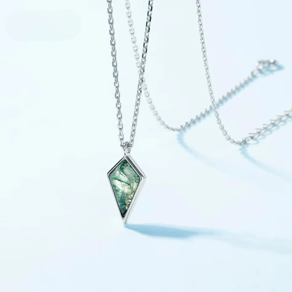 Moss Agate Kite Cut Necklace in Sterling Silver