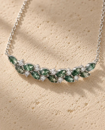 Moss Agate Necklace - close-up of the gemstone