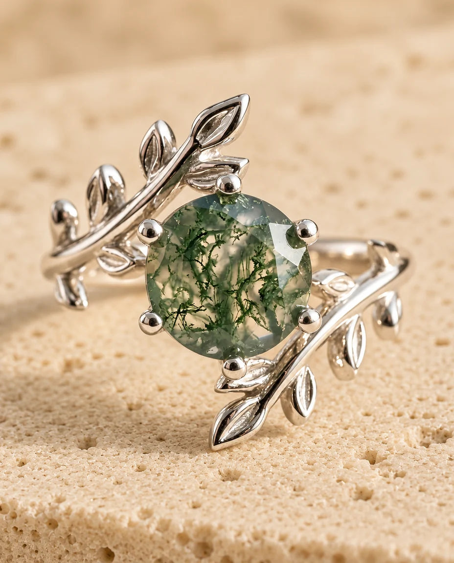 Leaf Moss Agate Ring - close-up of the gemstone