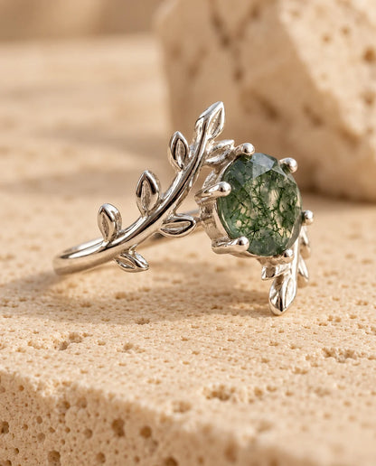 Leaf Moss Agate Ring - low-angle view
