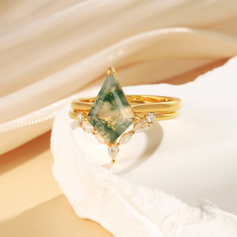 Natural Moss Agate Ring Set with Moissanite Kite Cut 18K Gold