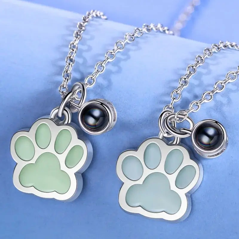 Paw Photo Projection Necklace with Black Night Fluorescent Effect | Necklace with Picture Inside