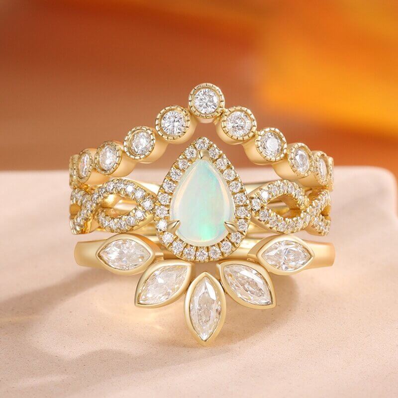 Vintage Pear Shaped Opal Engagement Ring Set with Moissanite 18k Gold