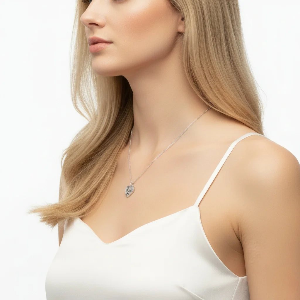 Personalised Angel Wings Photo Locket Necklace with Engraving in 925 Sterling Silver
