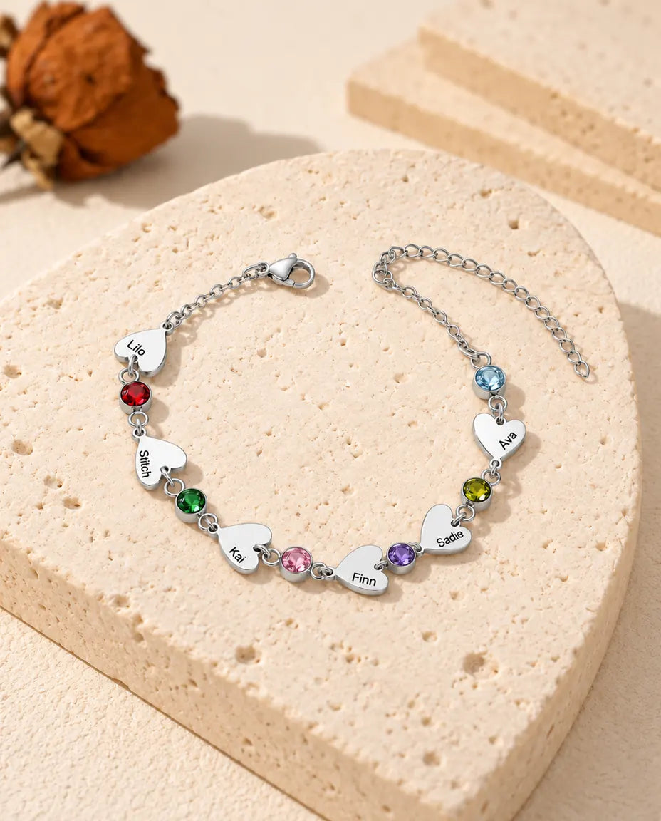 Six-name heart bracelet with six engraved hearts and six birthstones