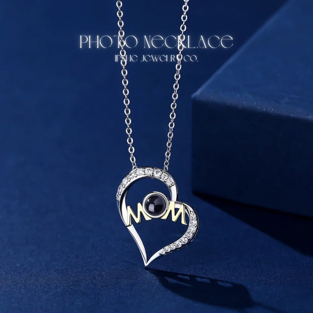 Personalised Mum Pendant Photo Necklace – Projection Necklace with Picture Inside