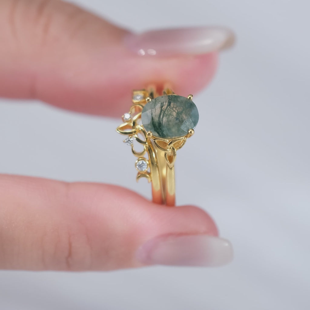 Oval Shaped Moss Agate Engagement Ring Set with Moissanite 14/18K Gold