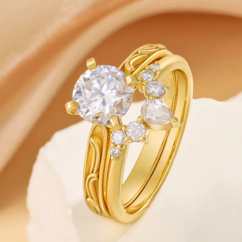 Round Cut Moissanite Engagement Ring Bridal Set