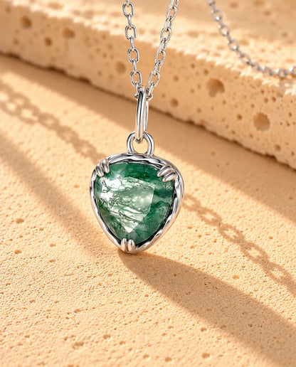 Heart Moss Agate Pendant Necklace in 925 Sterling Silver - close-up of the moss agate and its setting