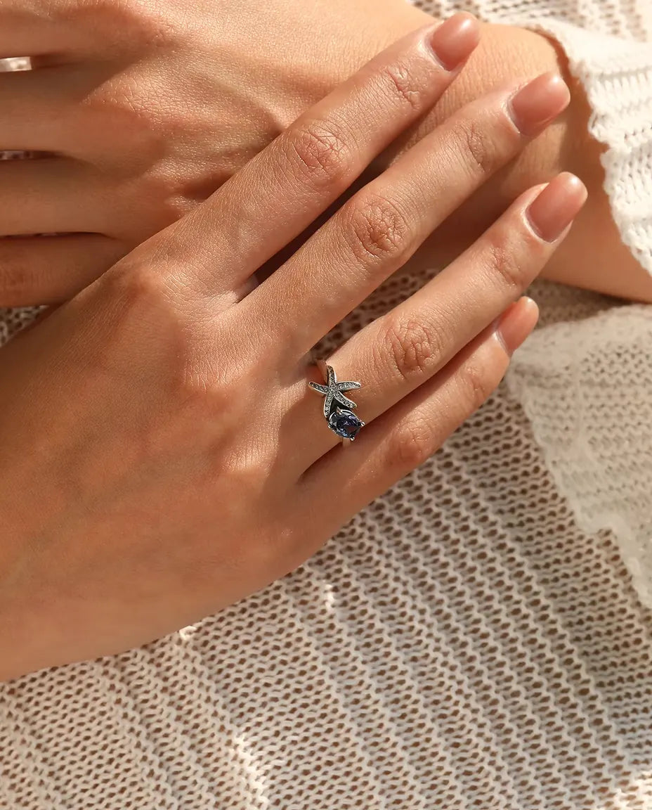 Starfish ring with oval violet zirconia in 925 sterling silver